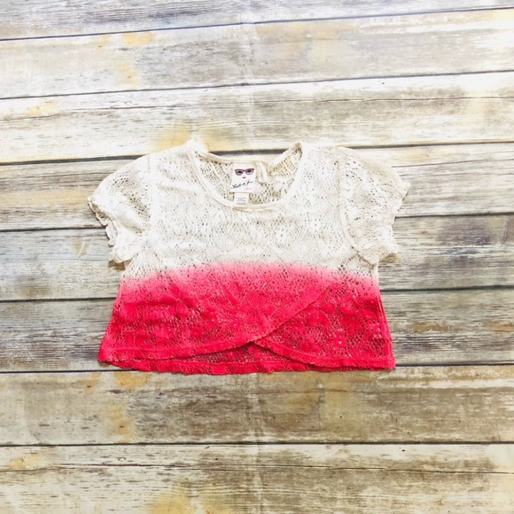 Girls pretty cropped t! Size 8